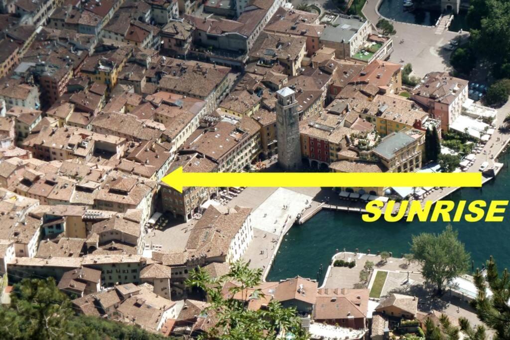 Appartamento Sunrise - Centro Storico N2 Riva del Garda Exterior photo