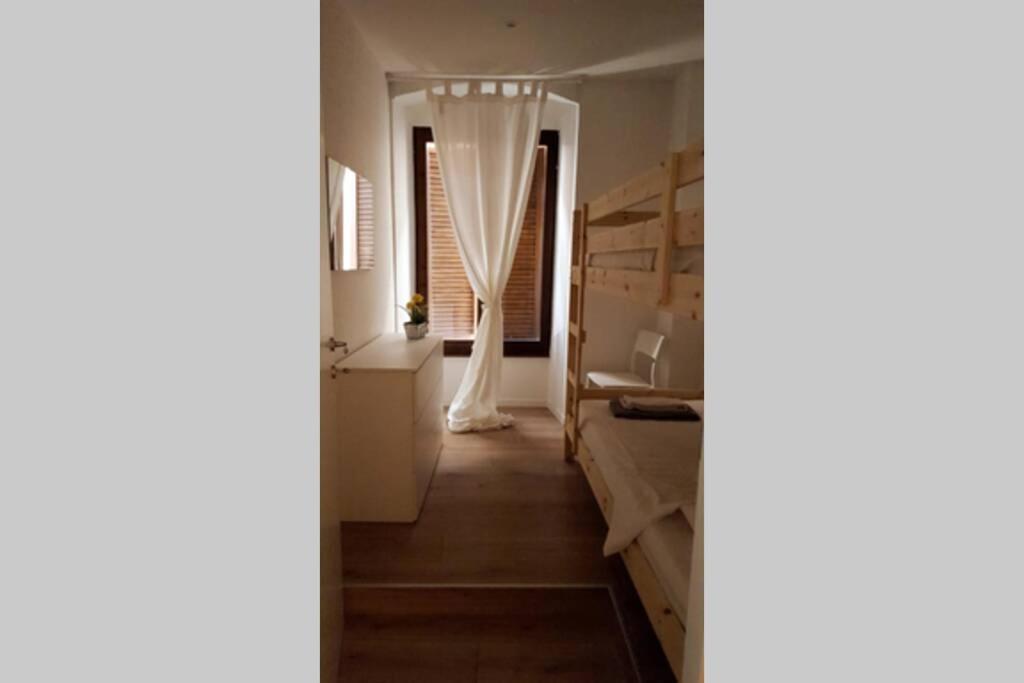 Appartamento Sunrise - Centro Storico N2 Riva del Garda Exterior photo