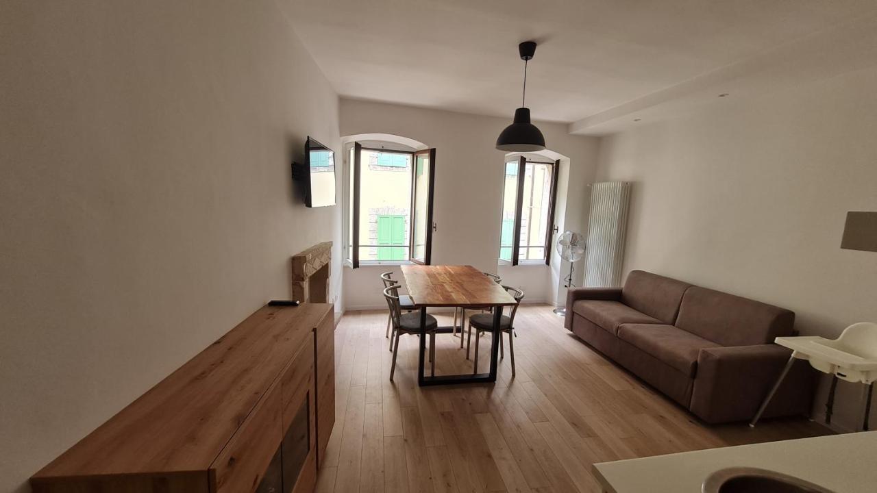 Appartamento Sunrise - Centro Storico N2 Riva del Garda Exterior photo